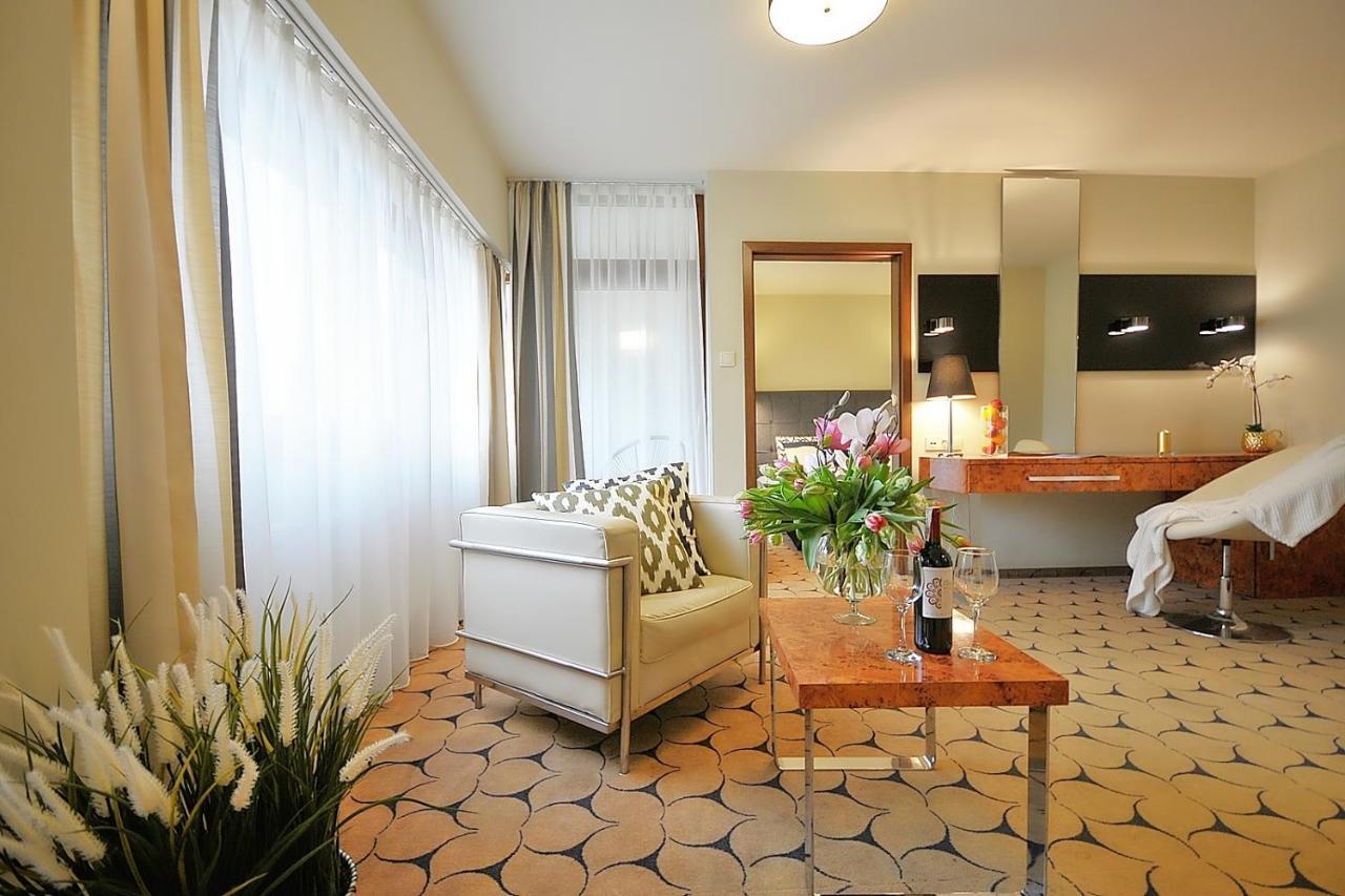 209 W Royal Tulip Sand Przy Plazy Dobruk Apartamenty コウォブジェク エクステリア 写真